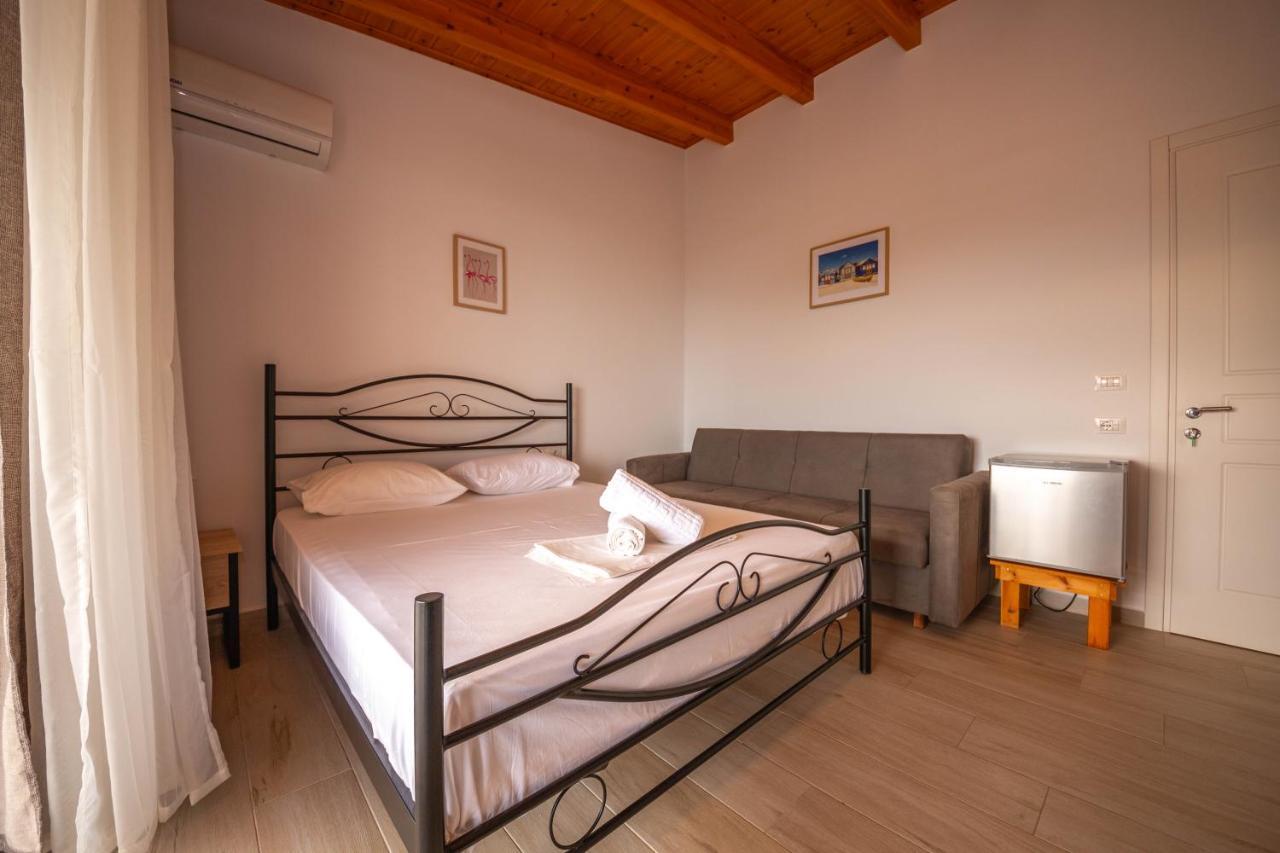 Villa Rondo Himarë Dış mekan fotoğraf